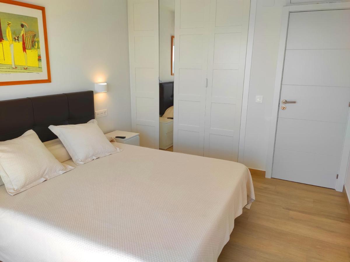Beachfront -- New Luxury Apartment -- 1ª Linea Playa -- Fuengirola City Center -- Private Parking -- Panoramic Sea Views -- Экстерьер фото
