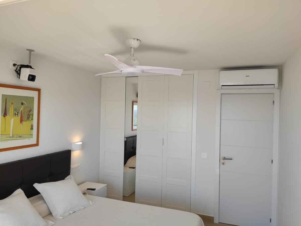 Beachfront -- New Luxury Apartment -- 1ª Linea Playa -- Fuengirola City Center -- Private Parking -- Panoramic Sea Views -- Экстерьер фото