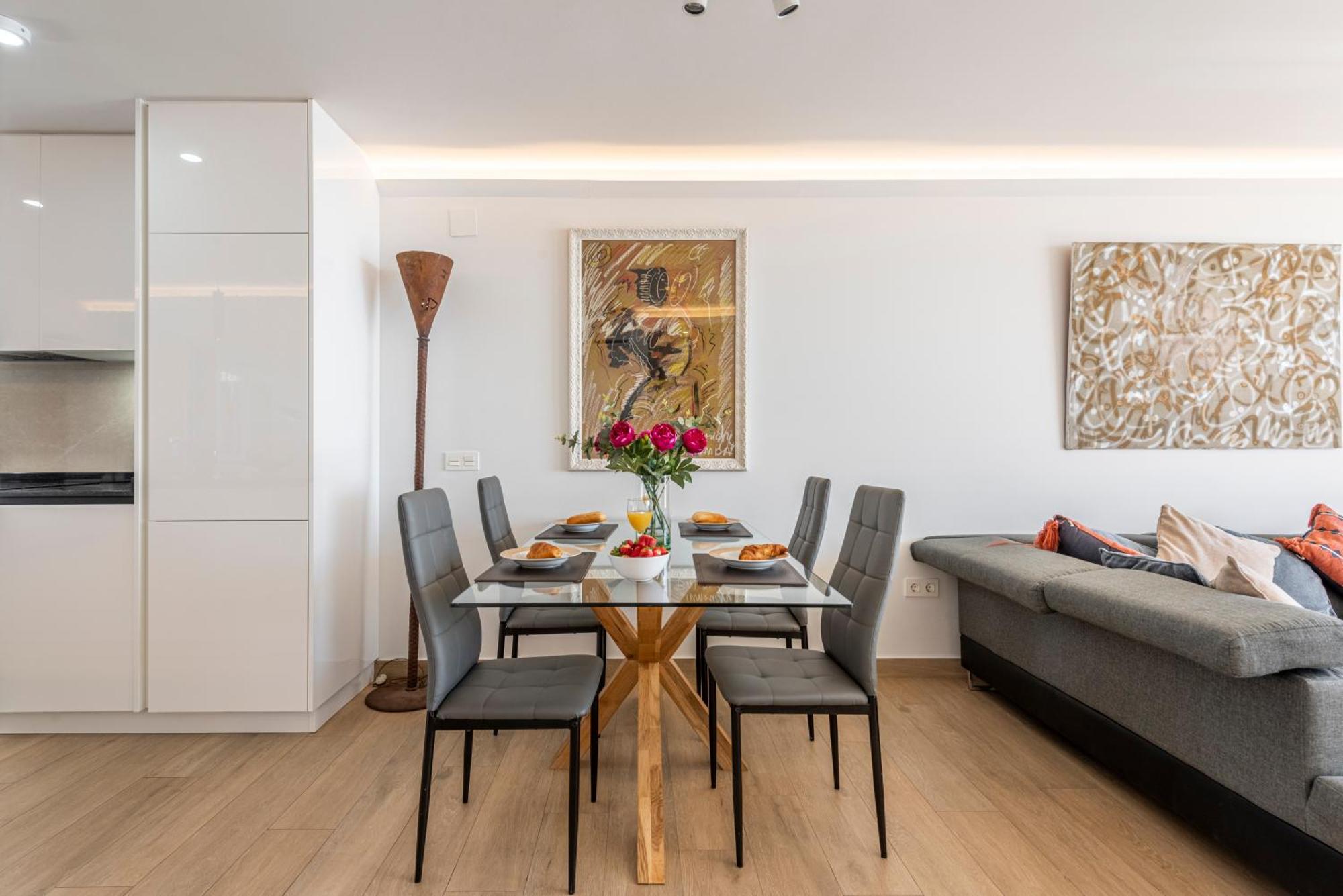 Beachfront -- New Luxury Apartment -- 1ª Linea Playa -- Fuengirola City Center -- Private Parking -- Panoramic Sea Views -- Экстерьер фото